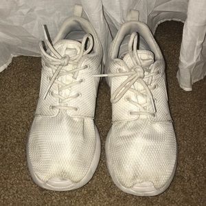 Nike White Roshe’s